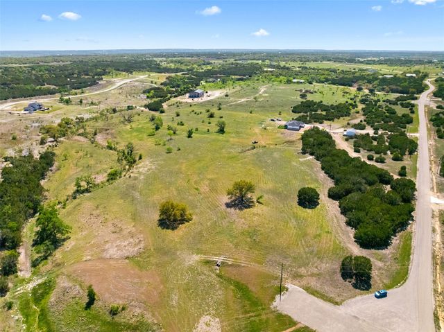 173 Jayhawk CT, Burnet, TX 78611