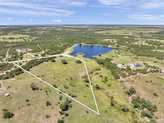 173 Jayhawk CT, Burnet, TX 78611