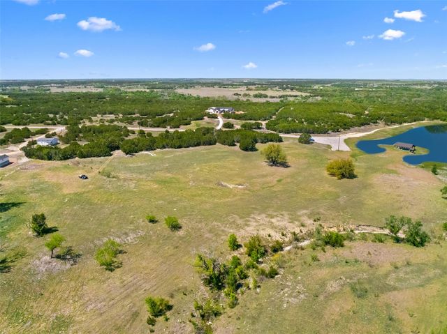 173 Jayhawk CT, Burnet, TX 78611