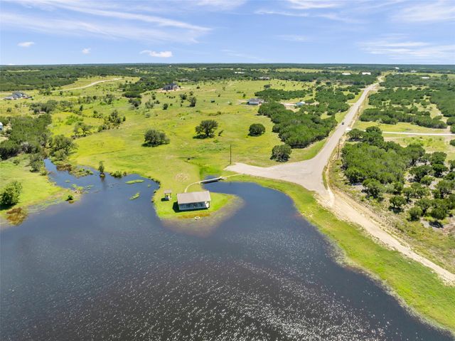 173 Jayhawk CT, Burnet, TX 78611