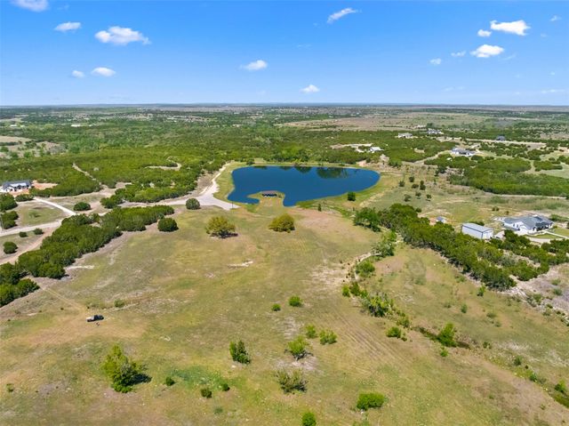 173 Jayhawk CT, Burnet, TX 78611