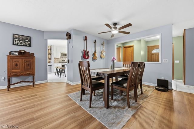 22144 Meadowsouth Court, Strongsville, OH 44149