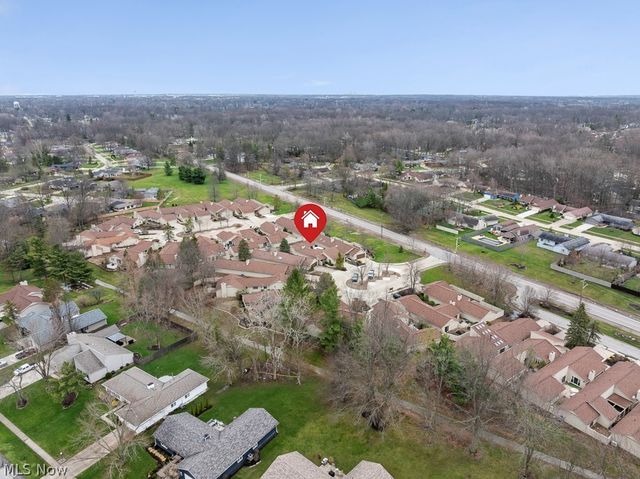 22144 Meadowsouth Court, Strongsville, OH 44149