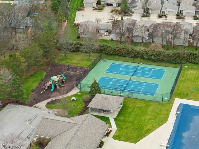 22144 Meadowsouth Court, Strongsville, OH 44149