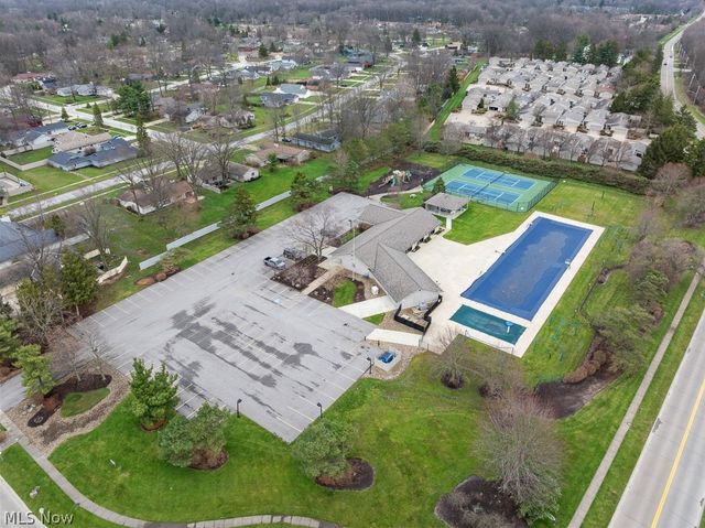 22144 Meadowsouth Court, Strongsville, OH 44149