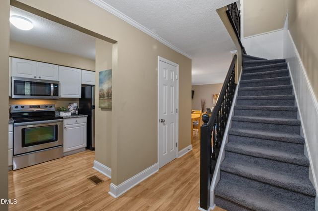 109 Sully Court, Chapel Hill, NC 27514