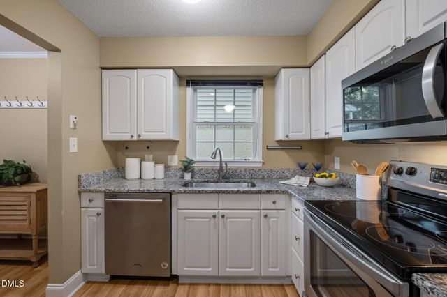 109 Sully Court, Chapel Hill, NC 27514