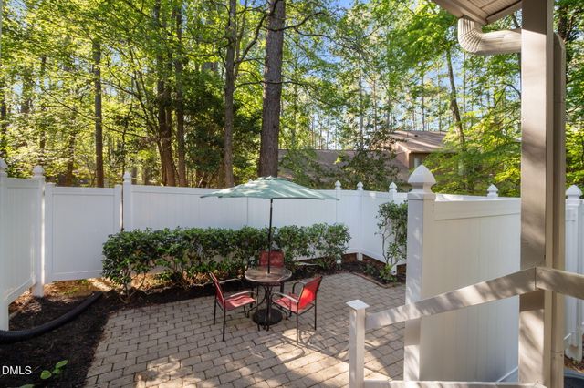 109 Sully Court, Chapel Hill, NC 27514