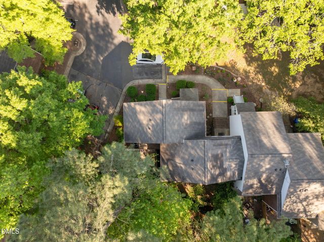 109 Sully Court, Chapel Hill, NC 27514