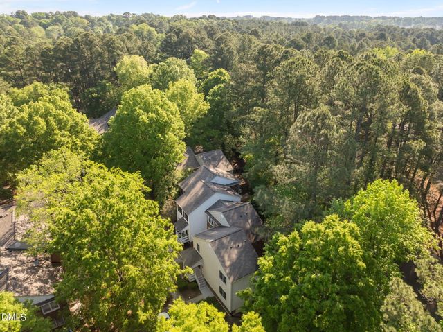 109 Sully Court, Chapel Hill, NC 27514