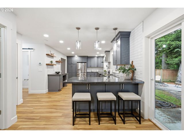 1200 Se 182ND Ave, Vancouver, WA 98683