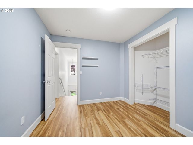 1200 Se 182ND Ave, Vancouver, WA 98683
