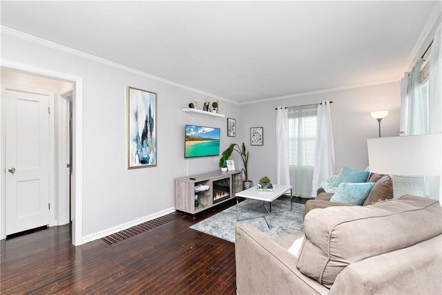 5343 Briar Street, Roeland Park, KS 66205
