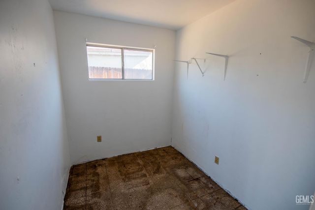 2505 Manor Street, Bakersfield, CA 93308