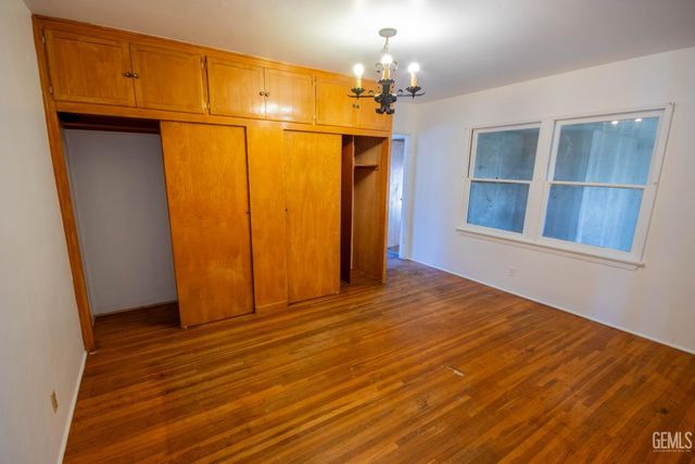 2505 Manor Street, Bakersfield, CA 93308