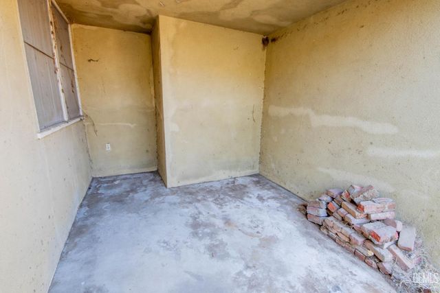 2505 Manor Street, Bakersfield, CA 93308