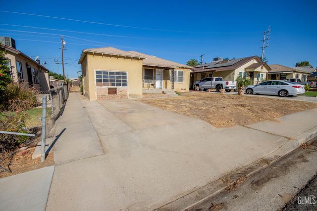 2505 Manor Street, Bakersfield, CA 93308