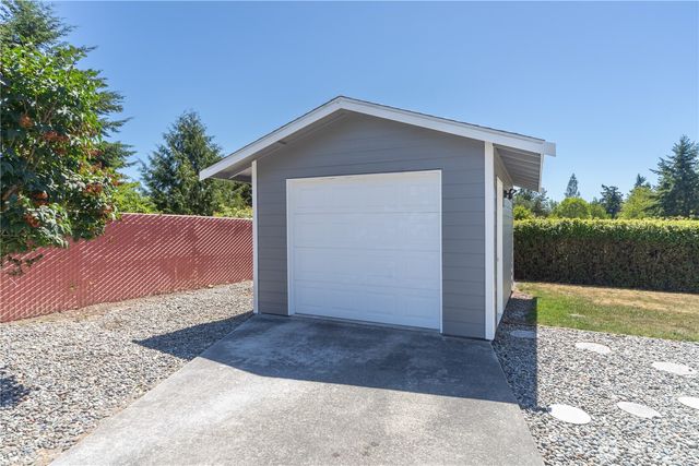 2289 Towne Point Avenue, Port Townsend, WA 98368