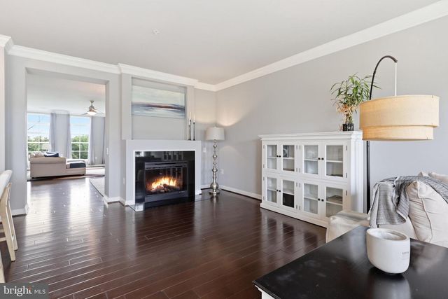 43509 TOWN GATE, Chantilly, VA 20152