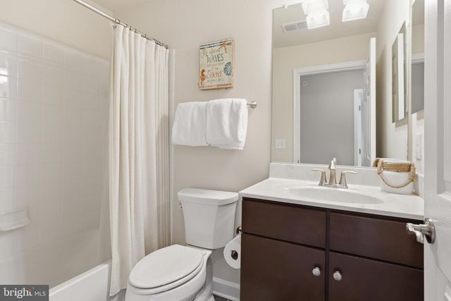 43509 TOWN GATE, Chantilly, VA 20152