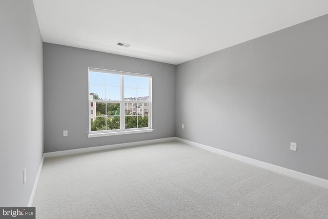 43509 TOWN GATE, Chantilly, VA 20152