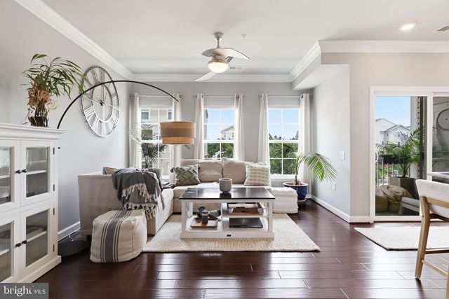 43509 TOWN GATE, Chantilly, VA 20152