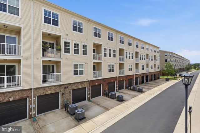 43509 TOWN GATE, Chantilly, VA 20152