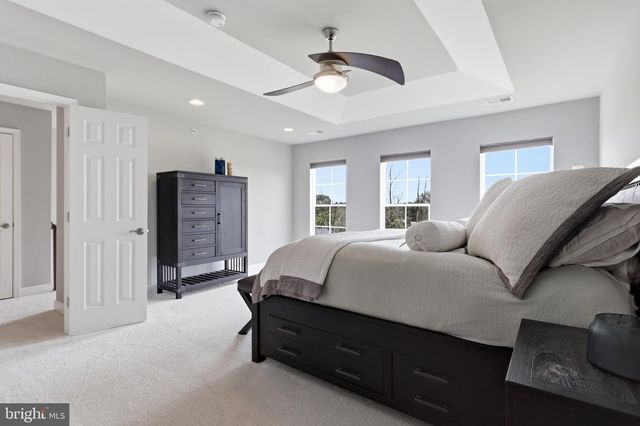 43509 TOWN GATE, Chantilly, VA 20152