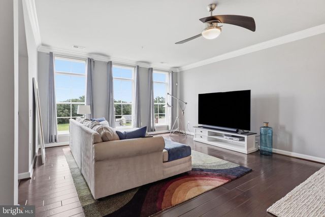 43509 TOWN GATE, Chantilly, VA 20152