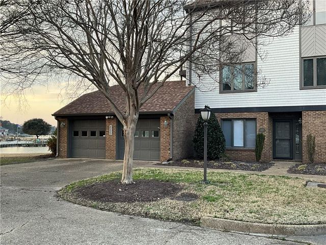 4223 Hatton Point Ln Unit 27, Portsmouth, VA 23703