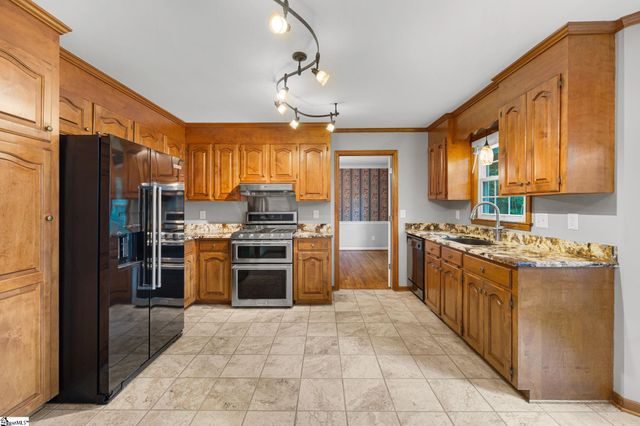 406 Deepwood Drive, Greer, SC 29651
