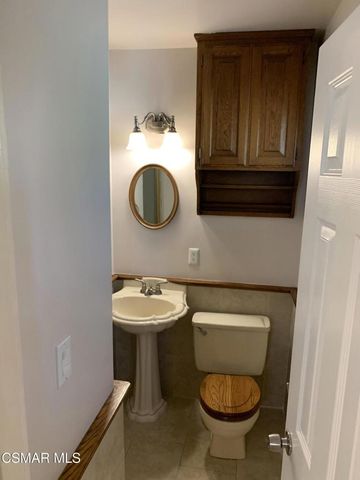 7431 Cozycroft Avenue, Winnetka, CA 91306