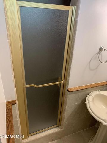 7431 Cozycroft Avenue, Winnetka, CA 91306