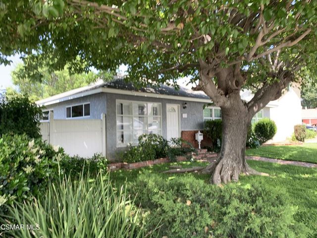 7431 Cozycroft Avenue, Winnetka, CA 91306