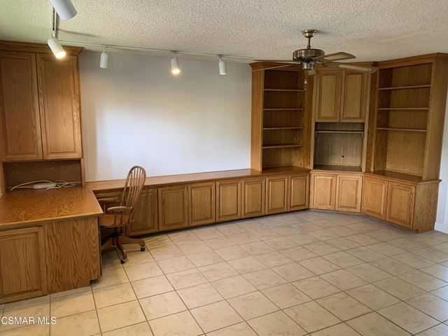 7431 Cozycroft Avenue, Winnetka, CA 91306