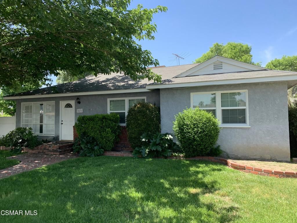 7431 Cozycroft Avenue, Winnetka, CA 91306