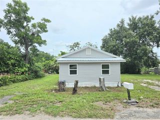 702 HILLSBORO STREET, Plant City, FL 33563