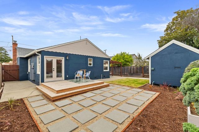 21476 Orange Avenue, Castro Valley, CA 94546
