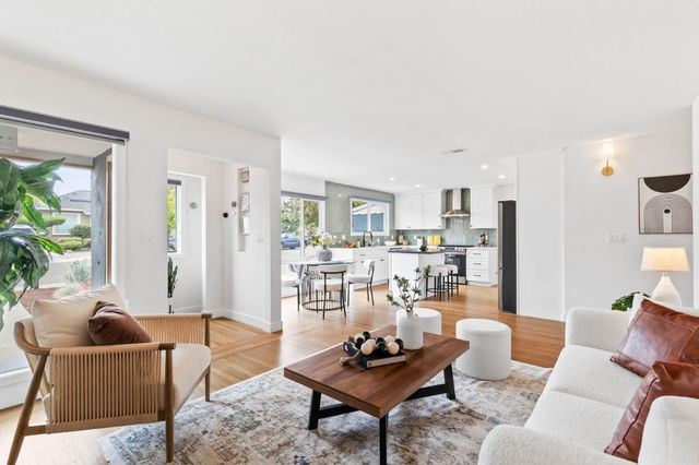 21476 Orange Avenue, Castro Valley, CA 94546