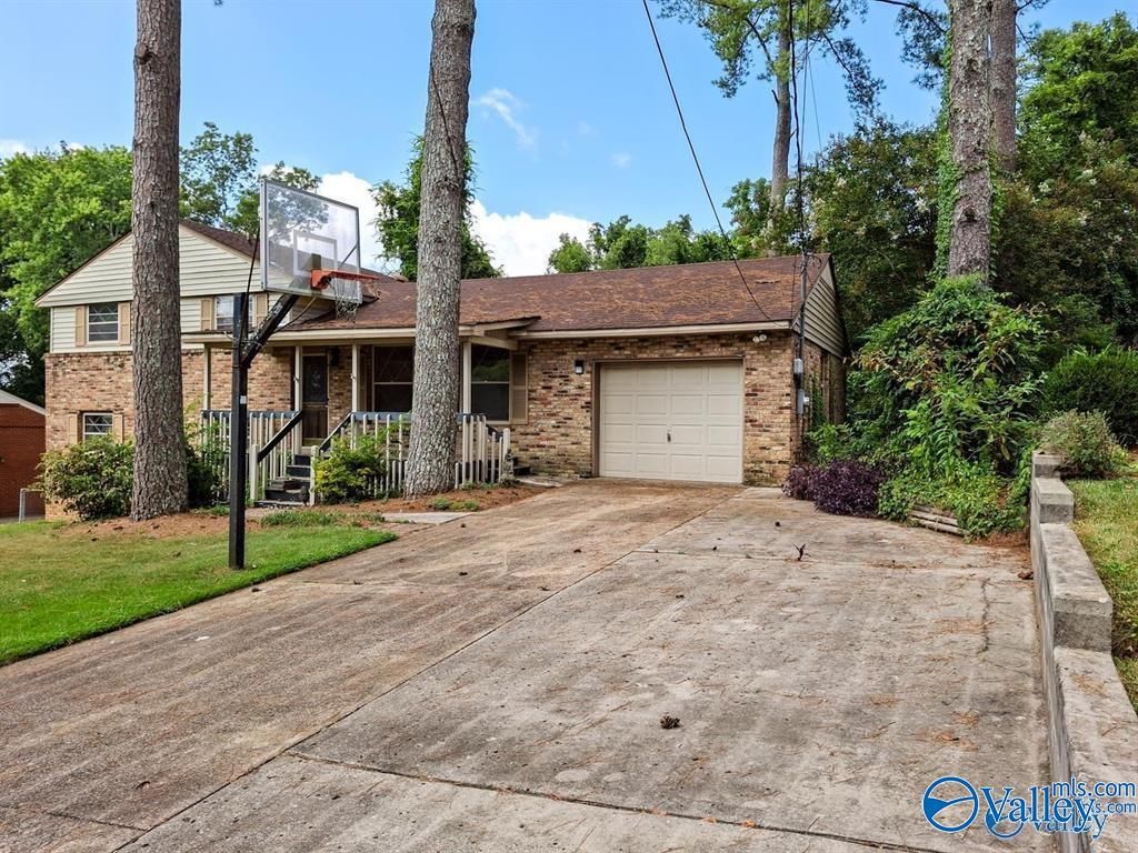 2603 Vinyard Street, Huntsville, AL 35811