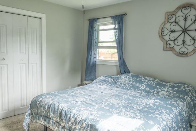 216 Larkspur Avenue, Portage, MI 49002