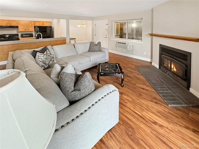 14794 E 2nd Ave 201F, Aurora, CO 80011