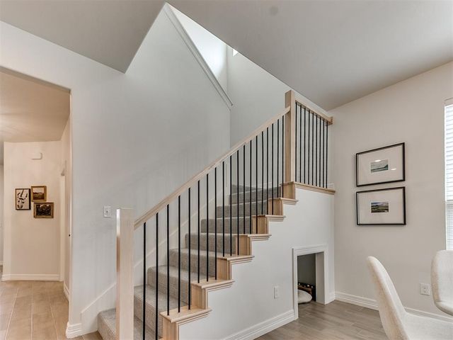 7717 Woods Edge Way, Yukon, OK 73099