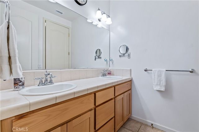 952 Vista Cerro Dr., Paso Robles, CA 93446