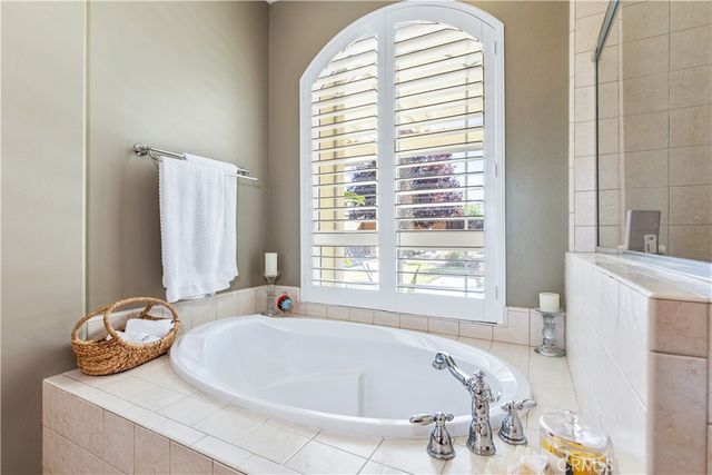 952 Vista Cerro Dr., Paso Robles, CA 93446