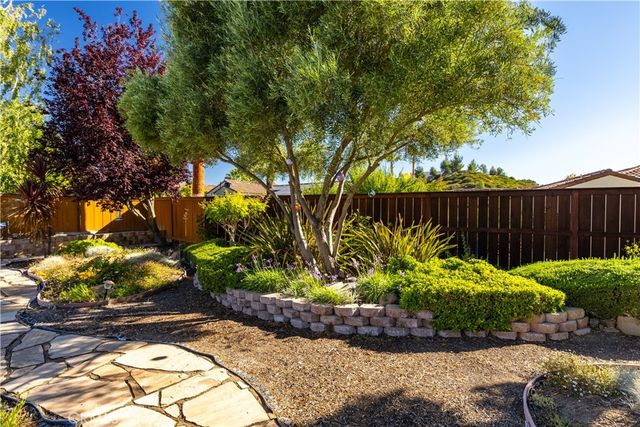 952 Vista Cerro Dr., Paso Robles, CA 93446