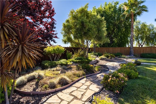 952 Vista Cerro Dr., Paso Robles, CA 93446