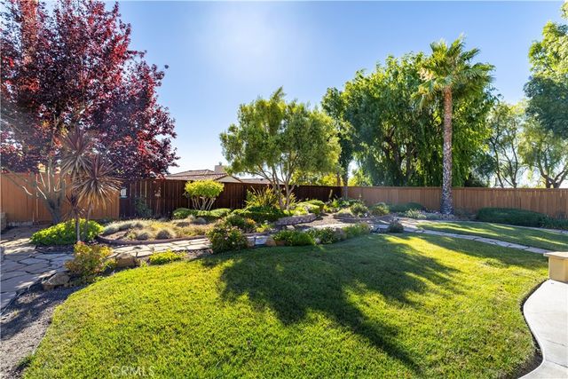 952 Vista Cerro Dr., Paso Robles, CA 93446