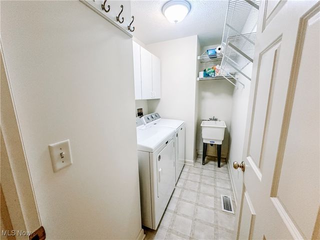 1481 Timber Trail, Hudson, OH 44236