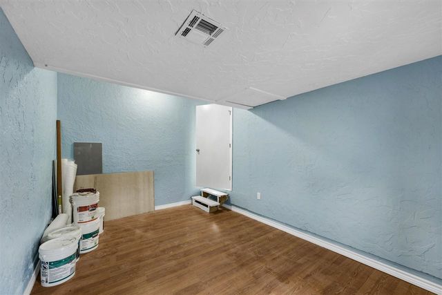 3803 NW Lake Ave, Lawton, OK 73505